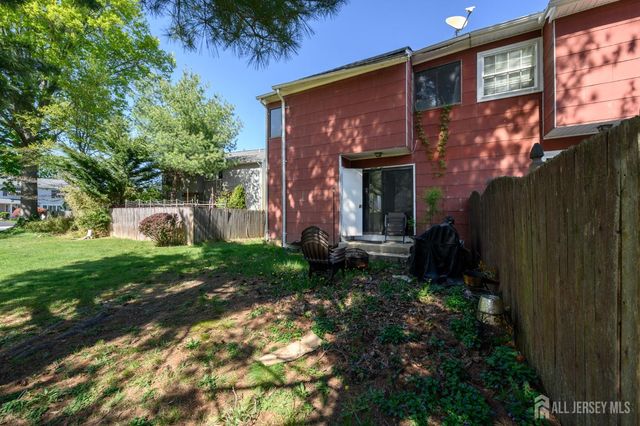 38 Gary Court, South Brunswick, NJ 08810