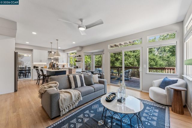 116 Castle Rock Lane, Walnut Creek, CA 94598