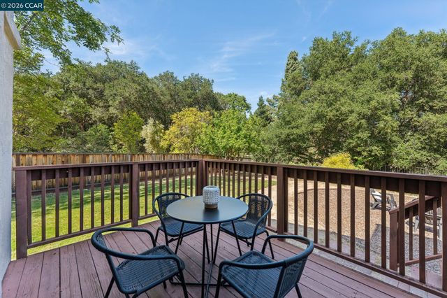 116 Castle Rock Lane, Walnut Creek, CA 94598
