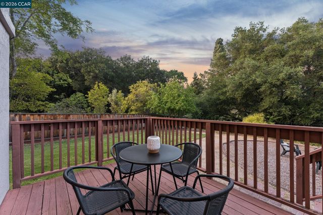 116 Castle Rock Lane, Walnut Creek, CA 94598
