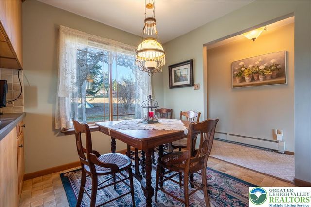 77 Uhlerstown Hill Road, Tinicum Twp, PA 18920