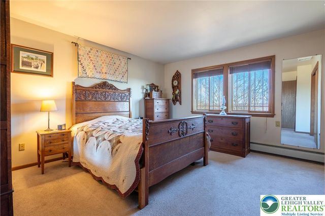 77 Uhlerstown Hill Road, Tinicum Twp, PA 18920