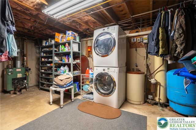 77 Uhlerstown Hill Road, Tinicum Twp, PA 18920