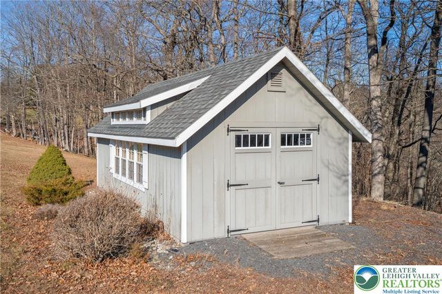 77 Uhlerstown Hill Road, Tinicum Twp, PA 18920