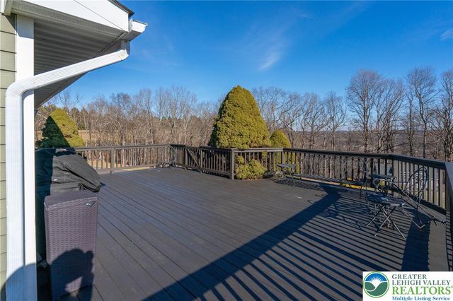 77 Uhlerstown Hill Road, Tinicum Twp, PA 18920