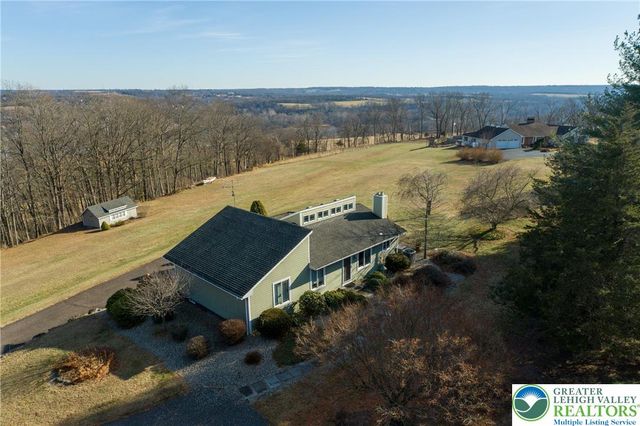 77 Uhlerstown Hill Road, Tinicum Twp, PA 18920