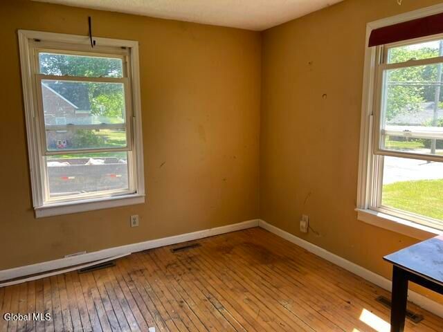 70 Seaman Avenue, Castleton-on-hudson, NY 12033