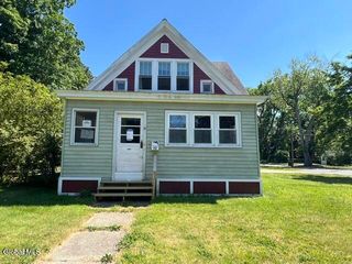 70 Seaman Avenue, Castleton-on-hudson, NY 12033