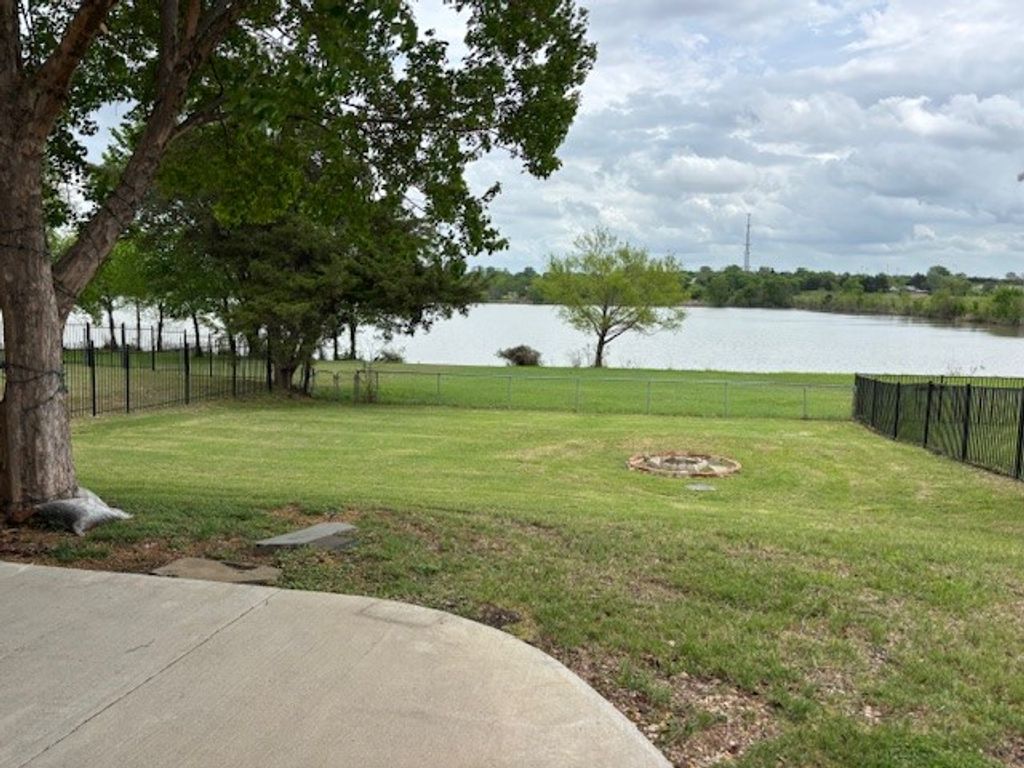 179 Lakeside Drive, Rockwall, TX 75032