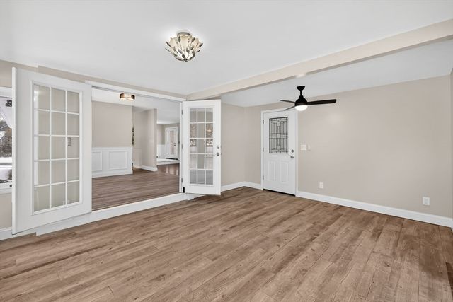 24 Cunningham St, Springfield, MA 01107