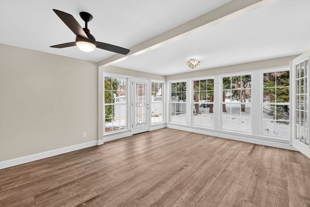 24 Cunningham St, Springfield, MA 01107