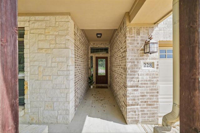 228 Passendale Lane, College Station, TX 77845