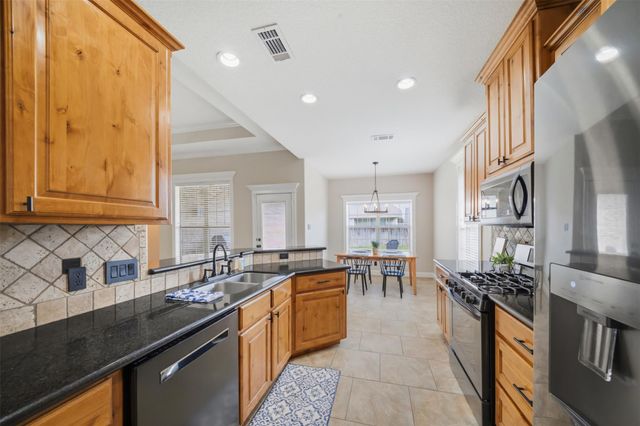 228 Passendale Lane, College Station, TX 77845