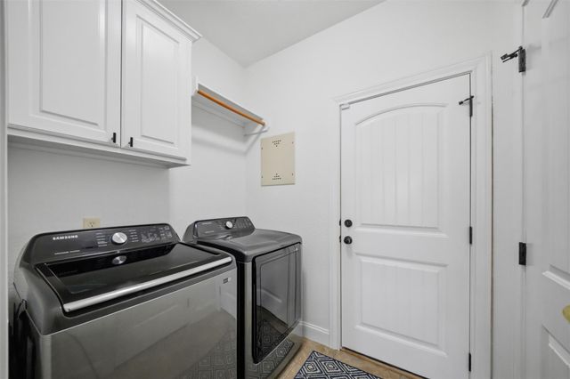 228 Passendale Lane, College Station, TX 77845