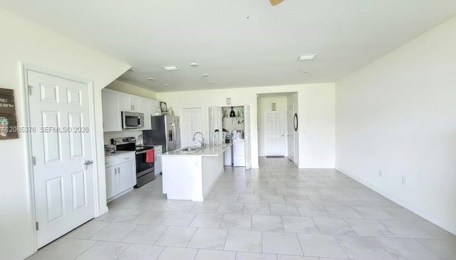 14008 Oviedo Pl, Fort Myers, FL 33905