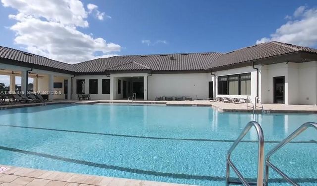 14008 Oviedo Pl, Fort Myers, FL 33905