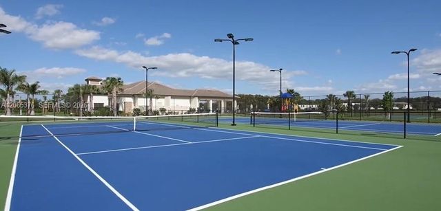 14008 Oviedo Pl, Fort Myers, FL 33905