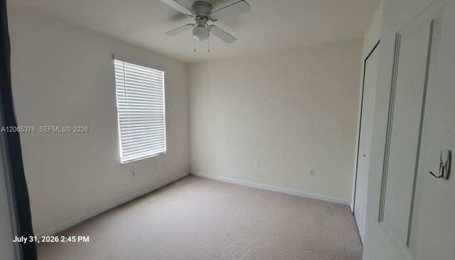 14008 Oviedo Pl, Fort Myers, FL 33905