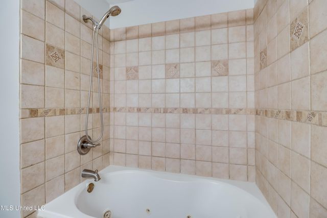 621 Sarazen Drive, Gulfport, MS 39507