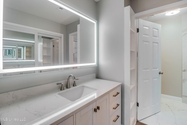 621 Sarazen Drive, Gulfport, MS 39507