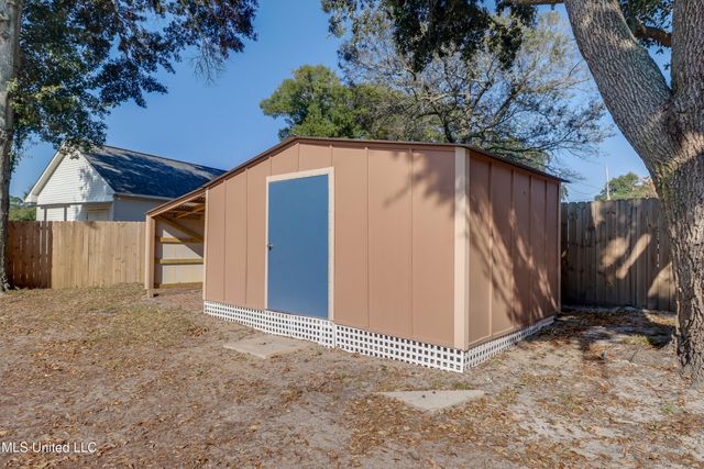 621 Sarazen Drive, Gulfport, MS 39507