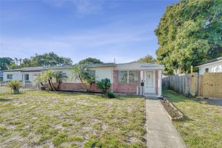 2542 Coolidge St, Hollywood, FL 33020