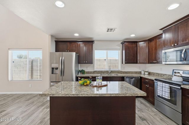 1482 W HARDING Avenue, Coolidge, AZ 85128