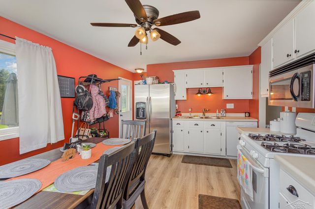 7979 W Caro Road, Denmark Twp, MI 48757