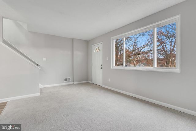 5005 ROSELD CT, Oxon Hill, MD 20745