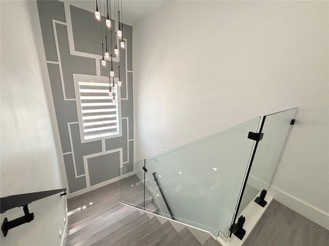 902 W SLIGH AVENUE, Tampa, FL 33604