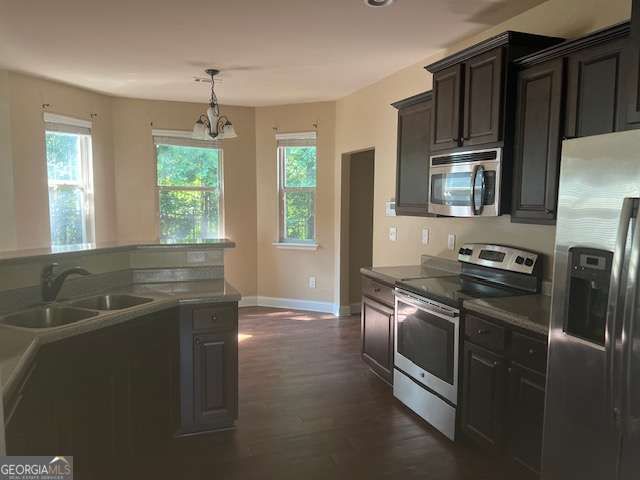 12275 Styron Drive, Hampton, GA 30228