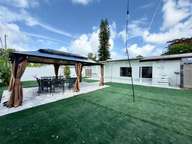 210 Ocean Parkway, Boynton Beach, FL 33435