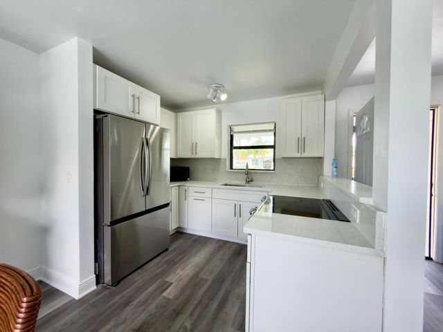 210 Ocean Parkway, Boynton Beach, FL 33435