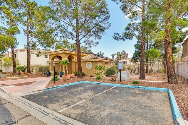 3434 Bankside Drive, Las Vegas, NV 89129