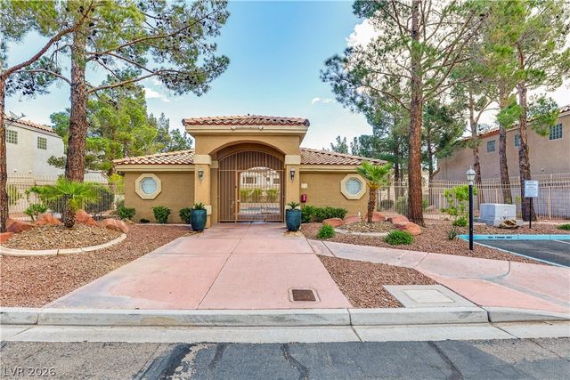 3434 Bankside Drive, Las Vegas, NV 89129