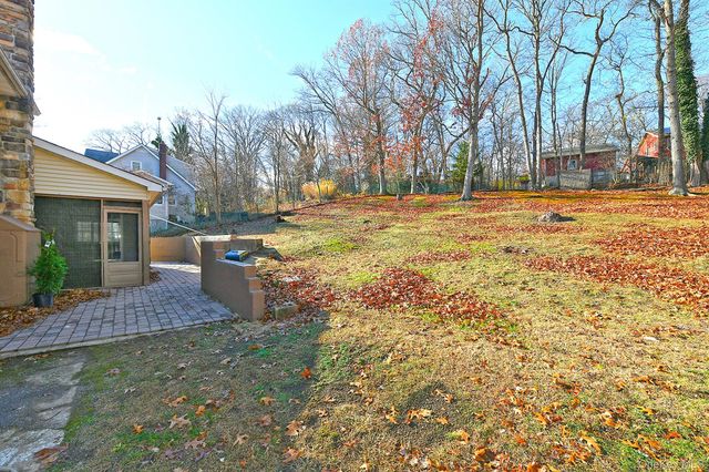 150 Hallock Landing Road, Rocky Point, NY 11778