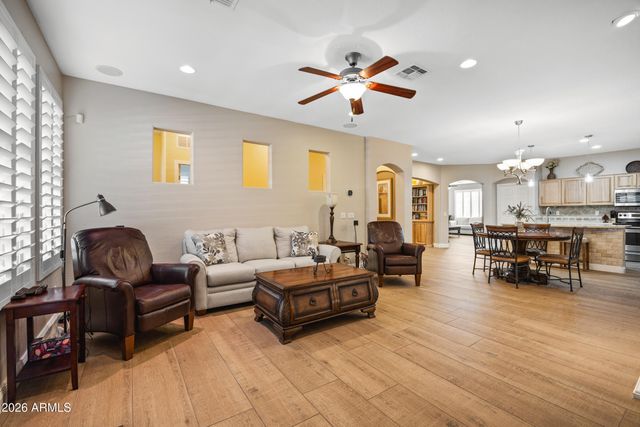 43542 W SANSOM Drive, Maricopa, AZ 85138