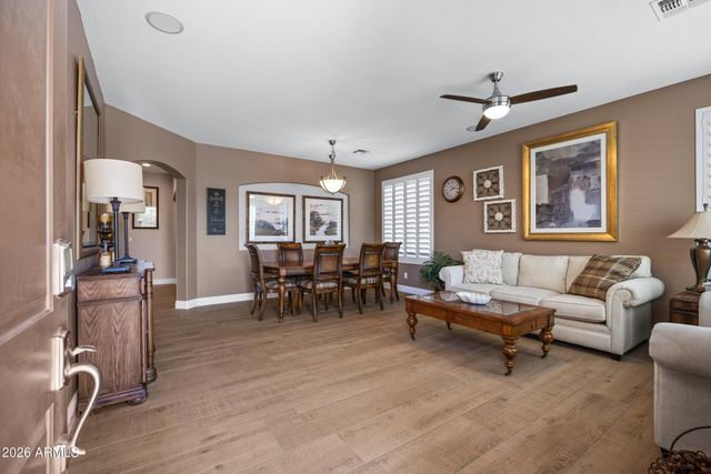 43542 W SANSOM Drive, Maricopa, AZ 85138