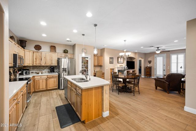 43542 W SANSOM Drive, Maricopa, AZ 85138