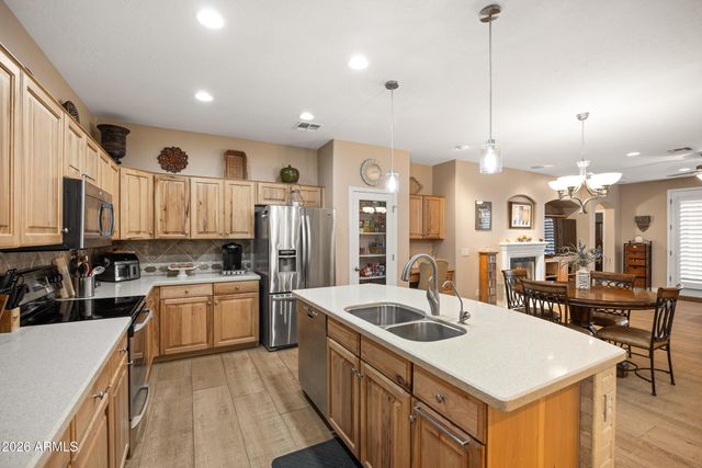 43542 W SANSOM Drive, Maricopa, AZ 85138