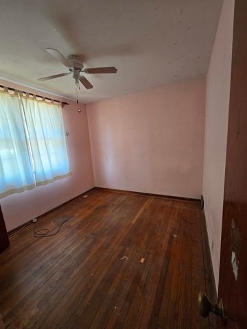 922 S Giant City Road S, Carbondale, IL 62902