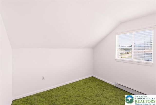 1060 New Jersey Avenue, Hellertown Boro, PA 18055