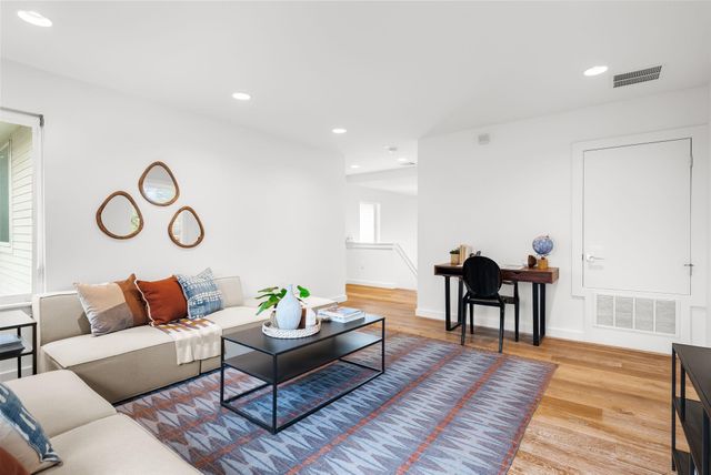 3812 Wadford ST A, Austin, TX 78704