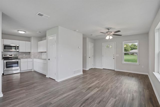 317 Jones Street, Bonham, TX 75418