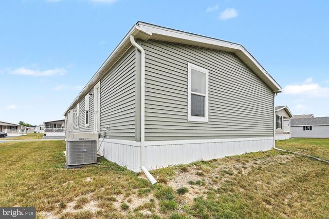 52 EVERGREEN ALY, Palmyra, PA 17078