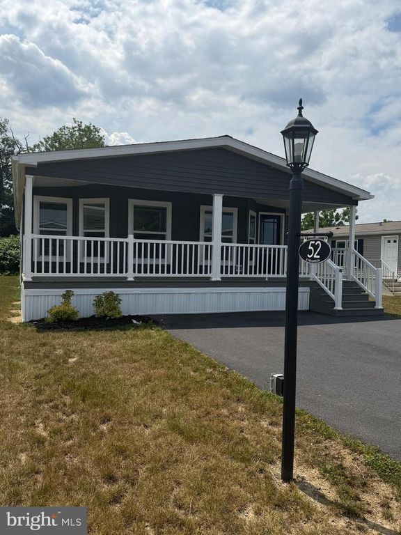 52 EVERGREEN ALY, Palmyra, PA 17078