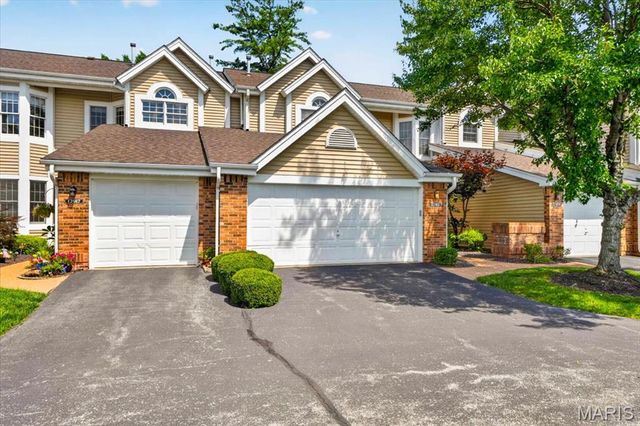 12913 Autumn Fields Court, St Louis, MO 63146