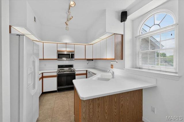12913 Autumn Fields Court, St Louis, MO 63146