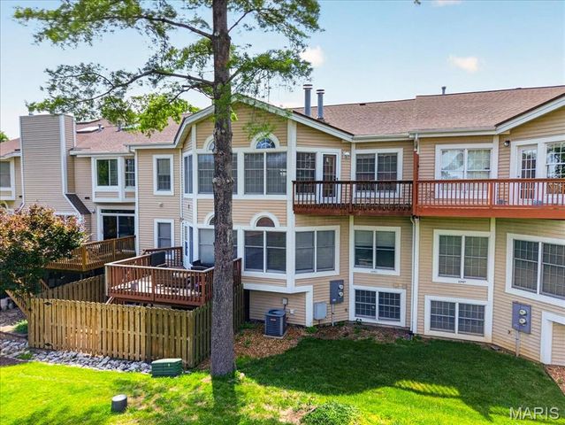 12913 Autumn Fields Court, St Louis, MO 63146