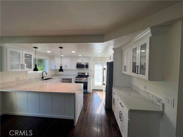 16091 Gold Circle, Huntington Beach, CA 92647